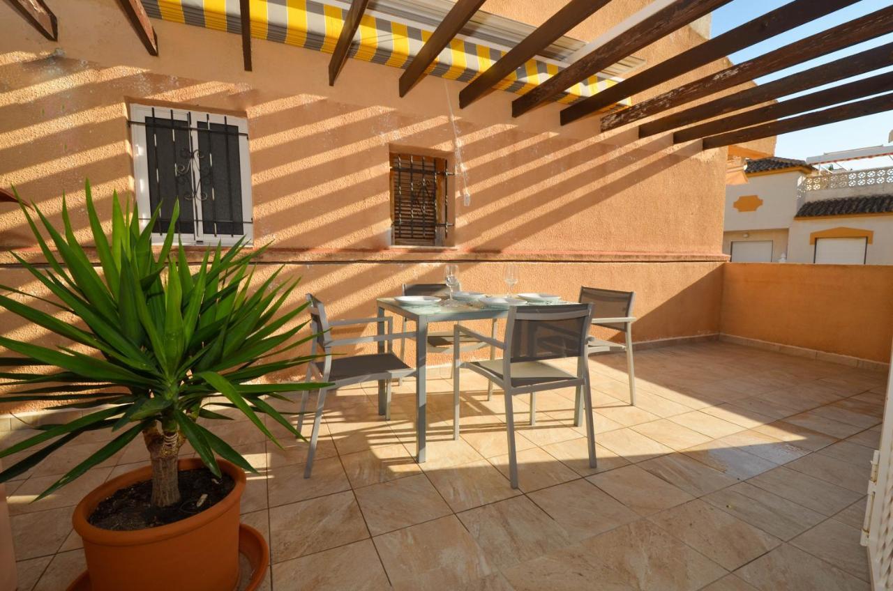 טורבייחה Punta Prima Pleasure With Private Parking In A Gated Community Close To The Beach מראה חיצוני תמונה